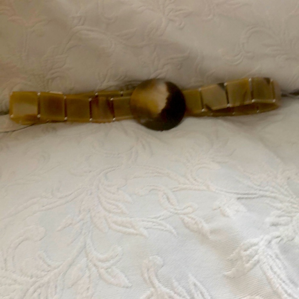 Water buffalo horn belt